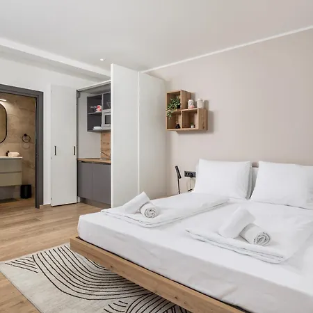 Belinda With Balcony Apartamento