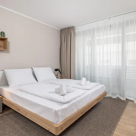 Belinda With Balcony דירה *