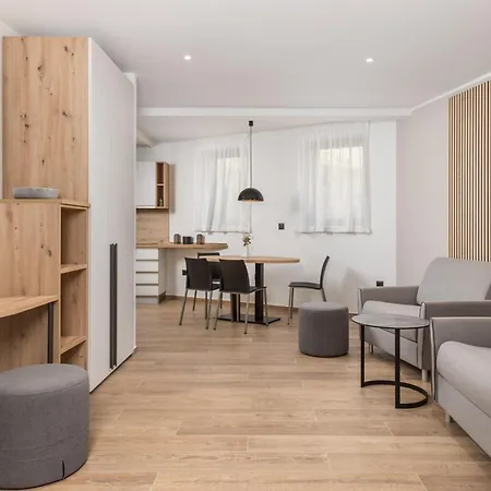 Belinda With Balcony דירה *